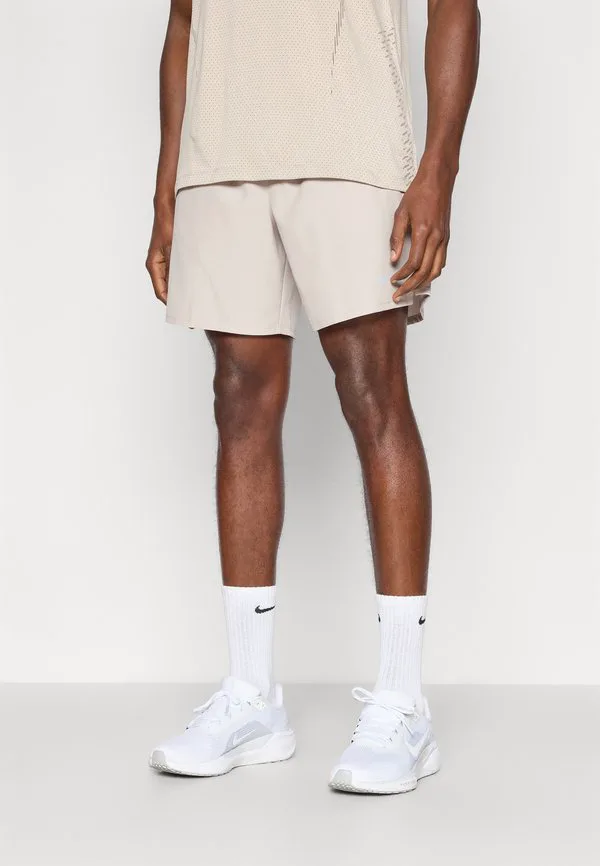 Спортивные шорты challenger Nike Performance, Moon Particle/Black/Reflective Silver-Coloured