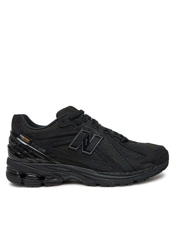 

Кроссовки New Balance, черный