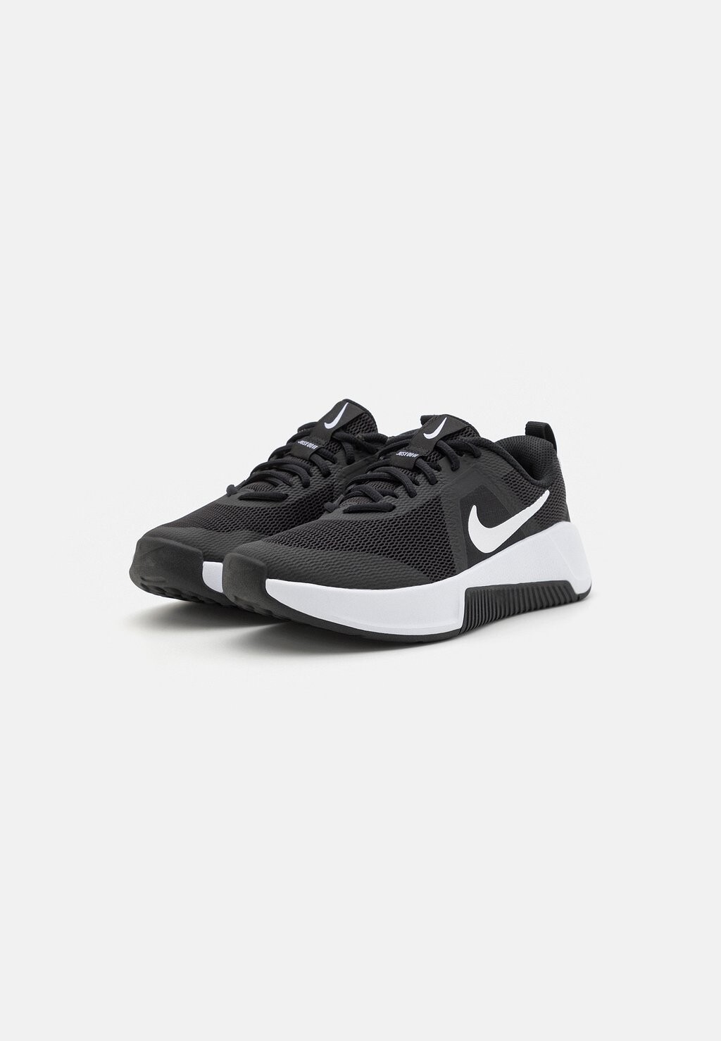 

Тренировочная обувь MC TRAINER 3 Nike, черный