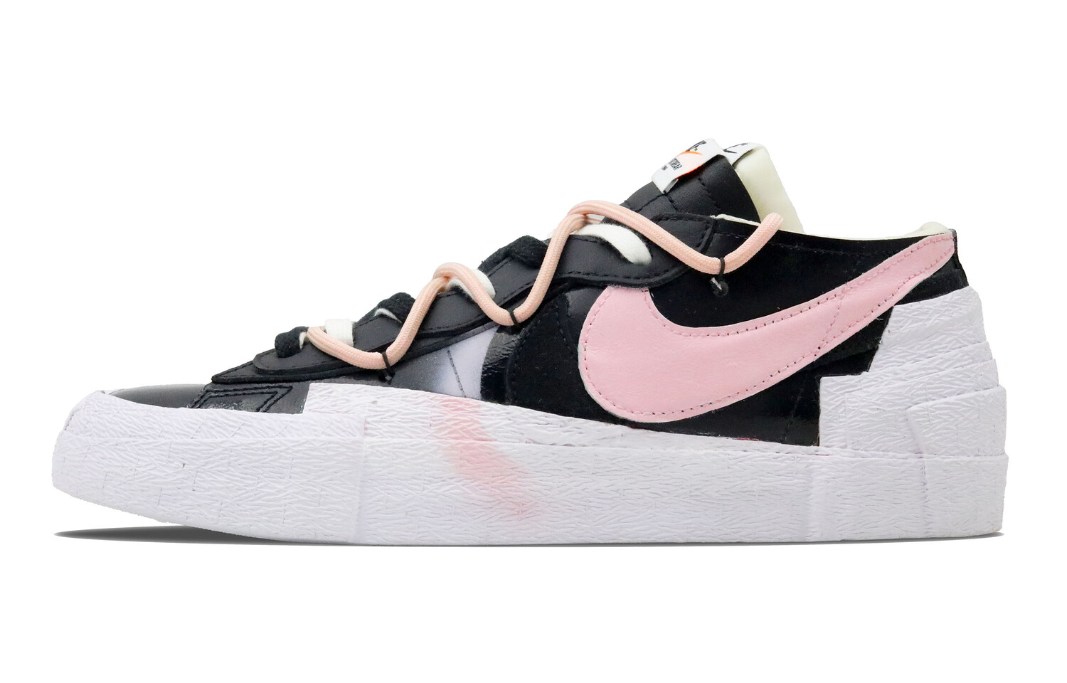

Кроссовки Sacai X Nike Blazer Skateboarding Shoes Unisex Low-top Black/white/pink, черный