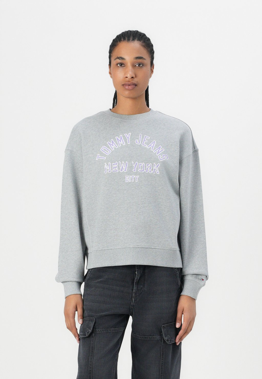 

Толстовка BOXY VARSITY OVERDYE CREW Tommy Jeans, серый