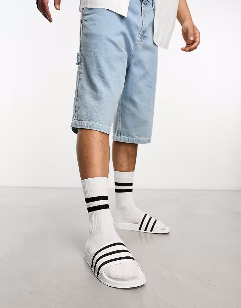 Шлепанцы adilette белого цвета Adidas Originals — фото 4