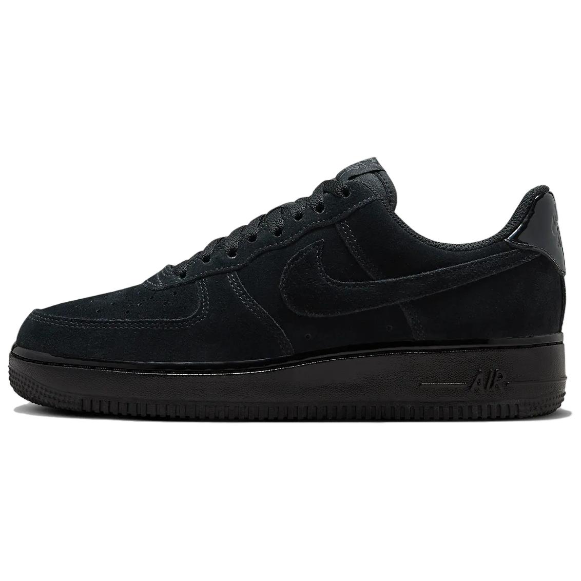 

Кроссовки Nike Air Force 1 Low '07 Triple Black Suede Women's, Черный, Кроссовки Nike Air Force 1 Low '07 Triple Black Suede Women's