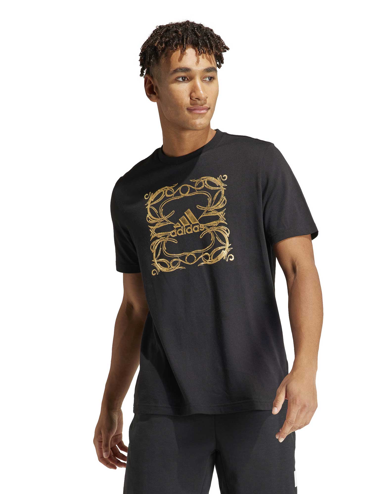 

Футболка Adidas Sportswear Metallic Graphic T-Shirt, черный