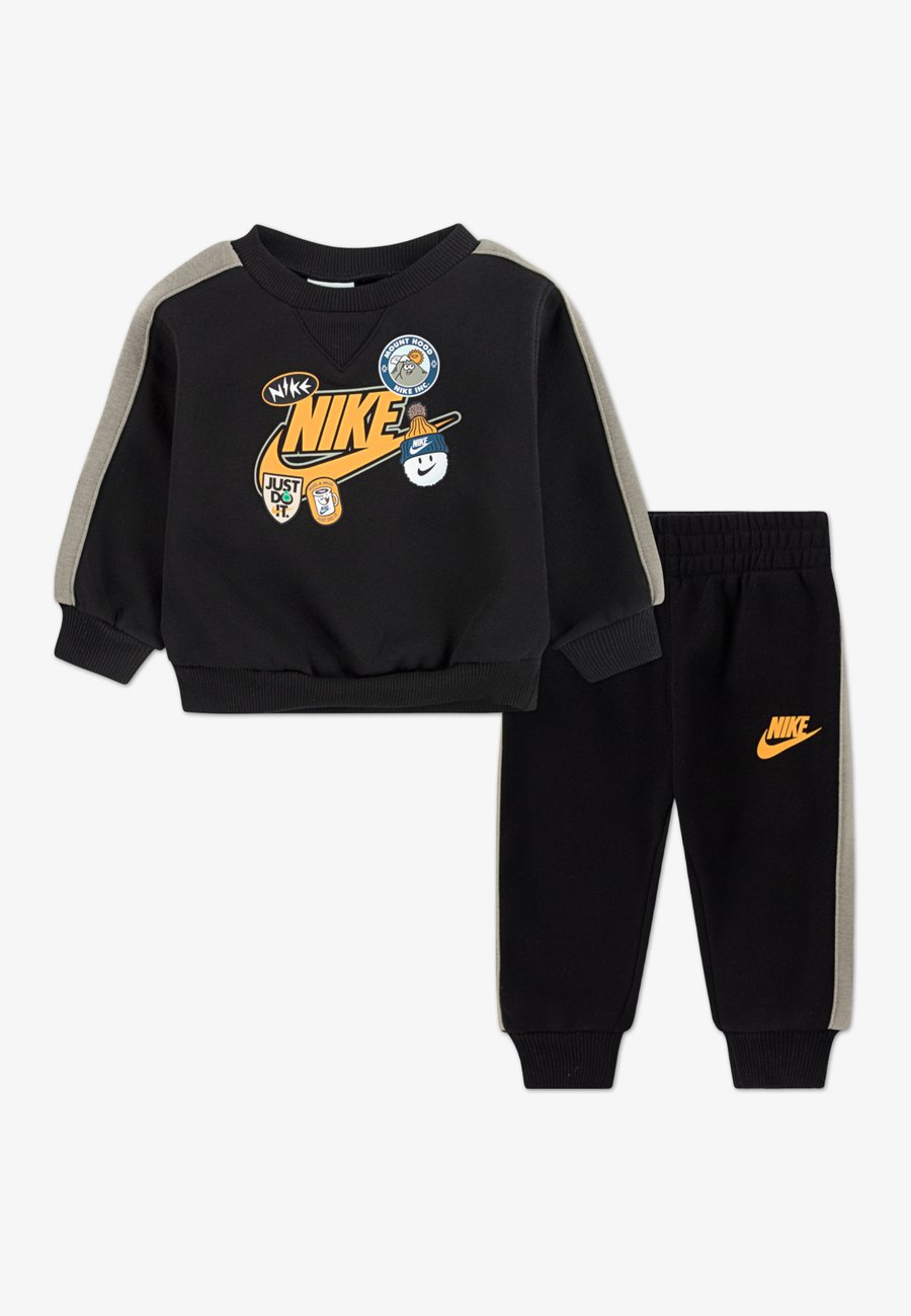 

Толстовка Nike Sportswear PANT UNISEX SET, Black