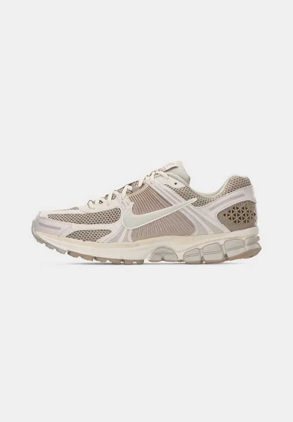 Кроссовки zoom vomero 5 Nike Sportswear, Phantom/Light Bone/Cream/Sail/Black/White — фото 2