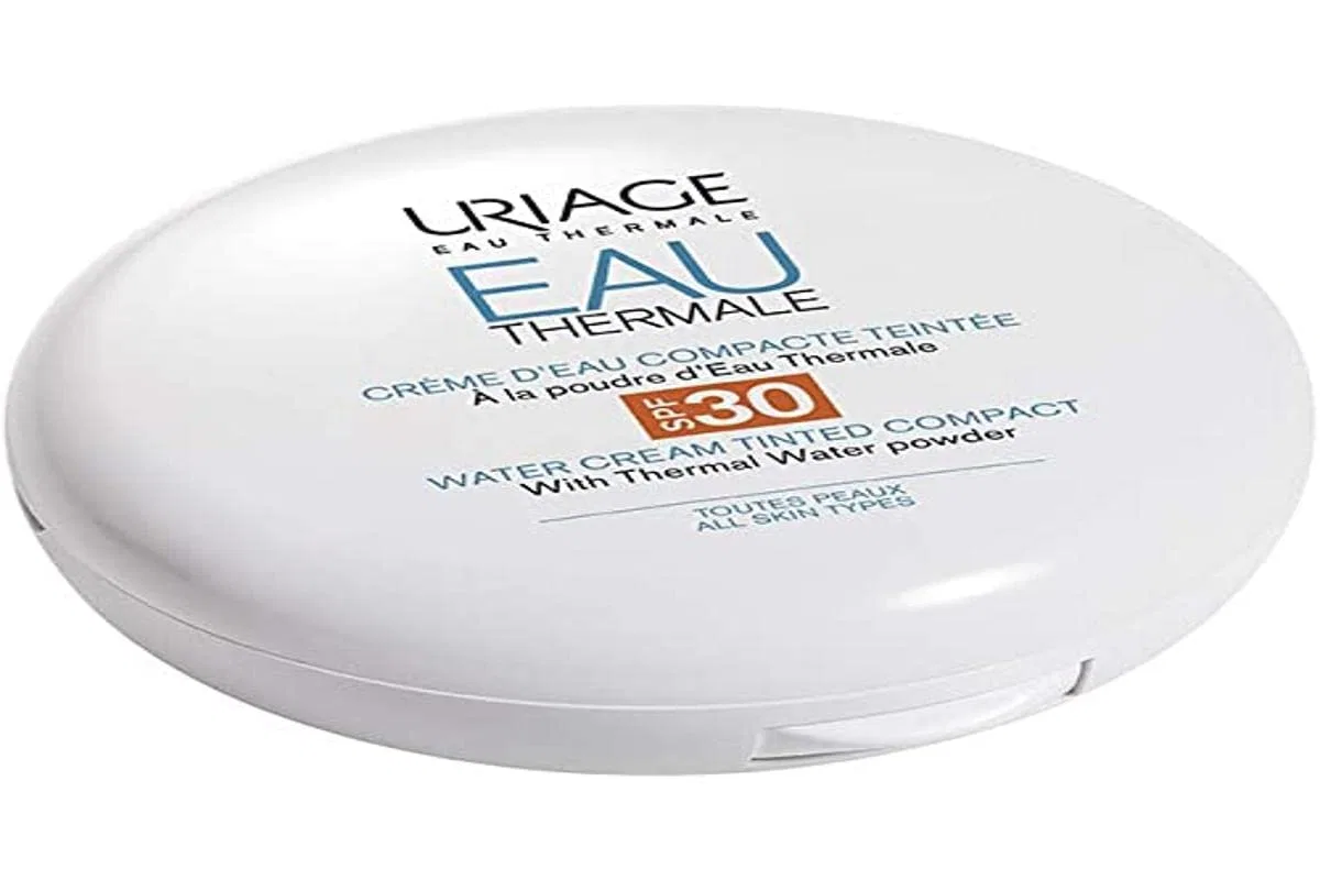Тональный компактный крем «Eau Thermale Water Cream» SPF 30 от Uriage Uriage