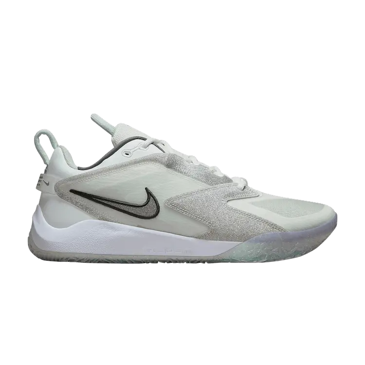 

Кроссовки Nike Air Zoom Hyperace 3 SE, Summit White Metallic Silver