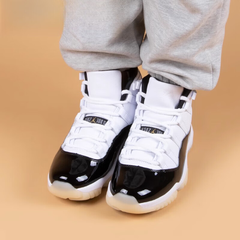 11 Retro DMP Gratitude 2023 GS Jordan, белый/металлик/черный — фото 3