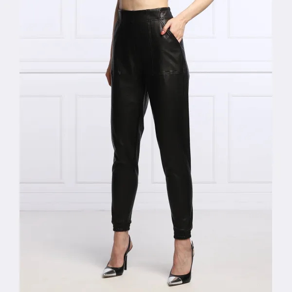 

Брюки стандартного кроя Spanx, черный