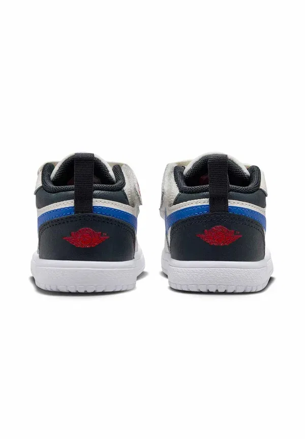 Детские кроссовки Jordan 1, цвет фантом офф-нуар сейл университет ред — фото 4