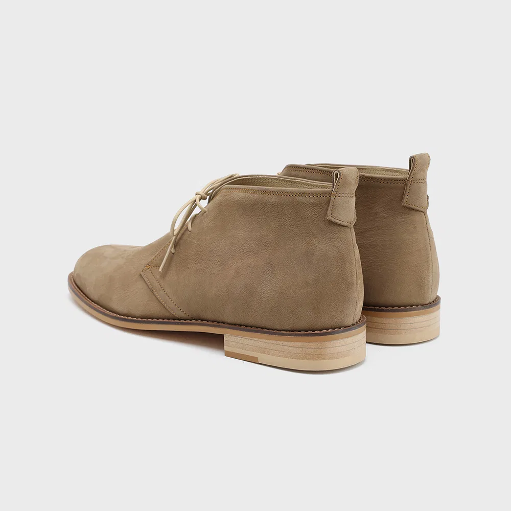 Мужские ботинки Firenze.A Standard Round Toe Chukka, бежевый нубук — фото 2