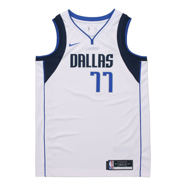 

Майка Nike NBA Lukas Doncic Mavericks Jersey White, белый