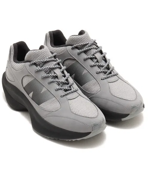Унисекс кроссовки New Balance Warped Runner чёрные