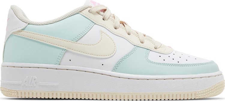 

Кроссовки Air Force 1 GS 'Emerald Rise Guava Ice', зеленый