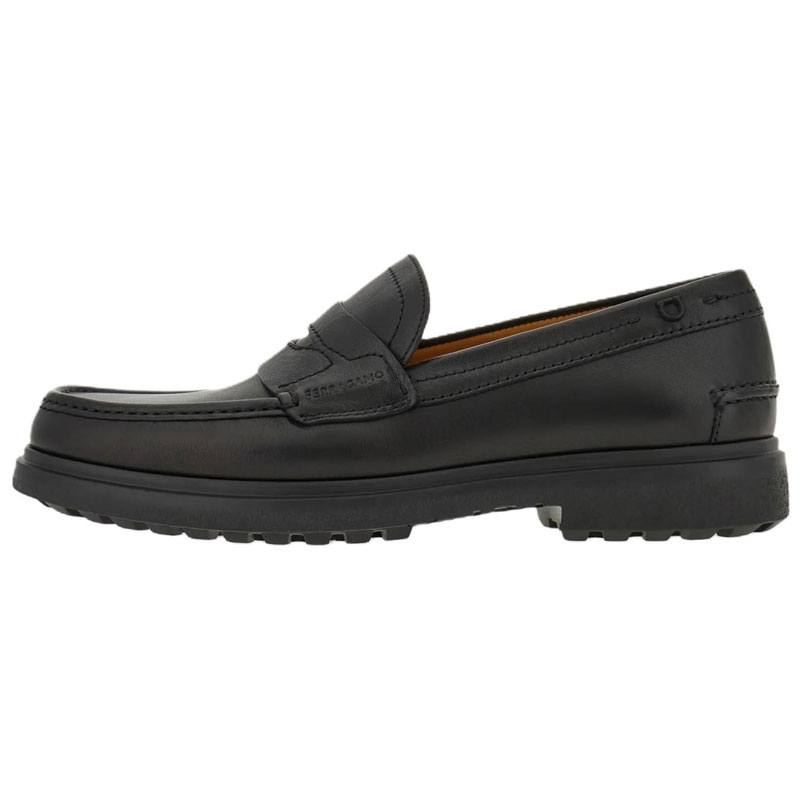 

Ferragamo Лоферы мужские черные
