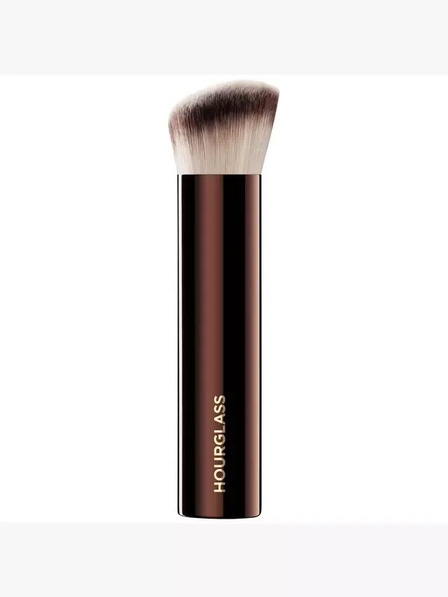 Кисть для тональной основы Vanish Seamless Finish Hourglass