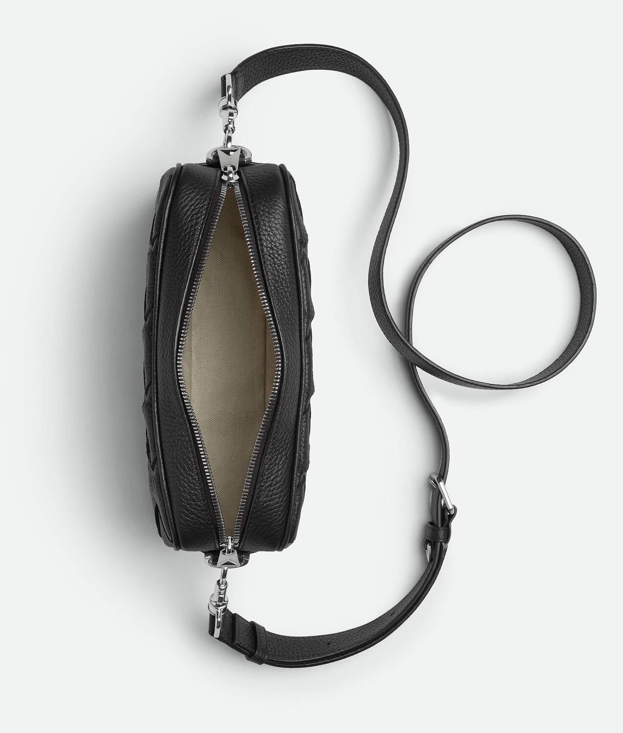 Small intrecciato camera bag BOTTEGA VENETA, черный — фото 3