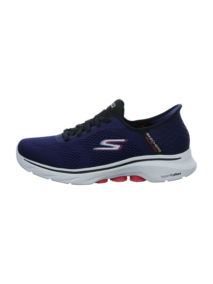 

Skechers Тренировочная и домашняя обувь синего цвета