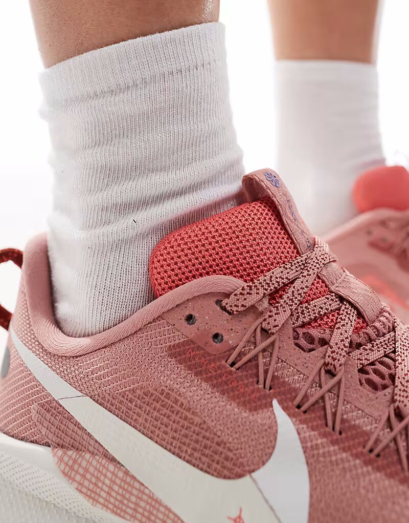 Кроссовки Nike Running React X Pegasus Trail 5 розового и белого цвета — фото 4