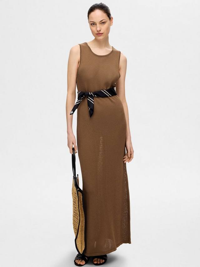

Макси-платье из лунного трикотажа SELECTED FEMME, цвет Coca Mocha