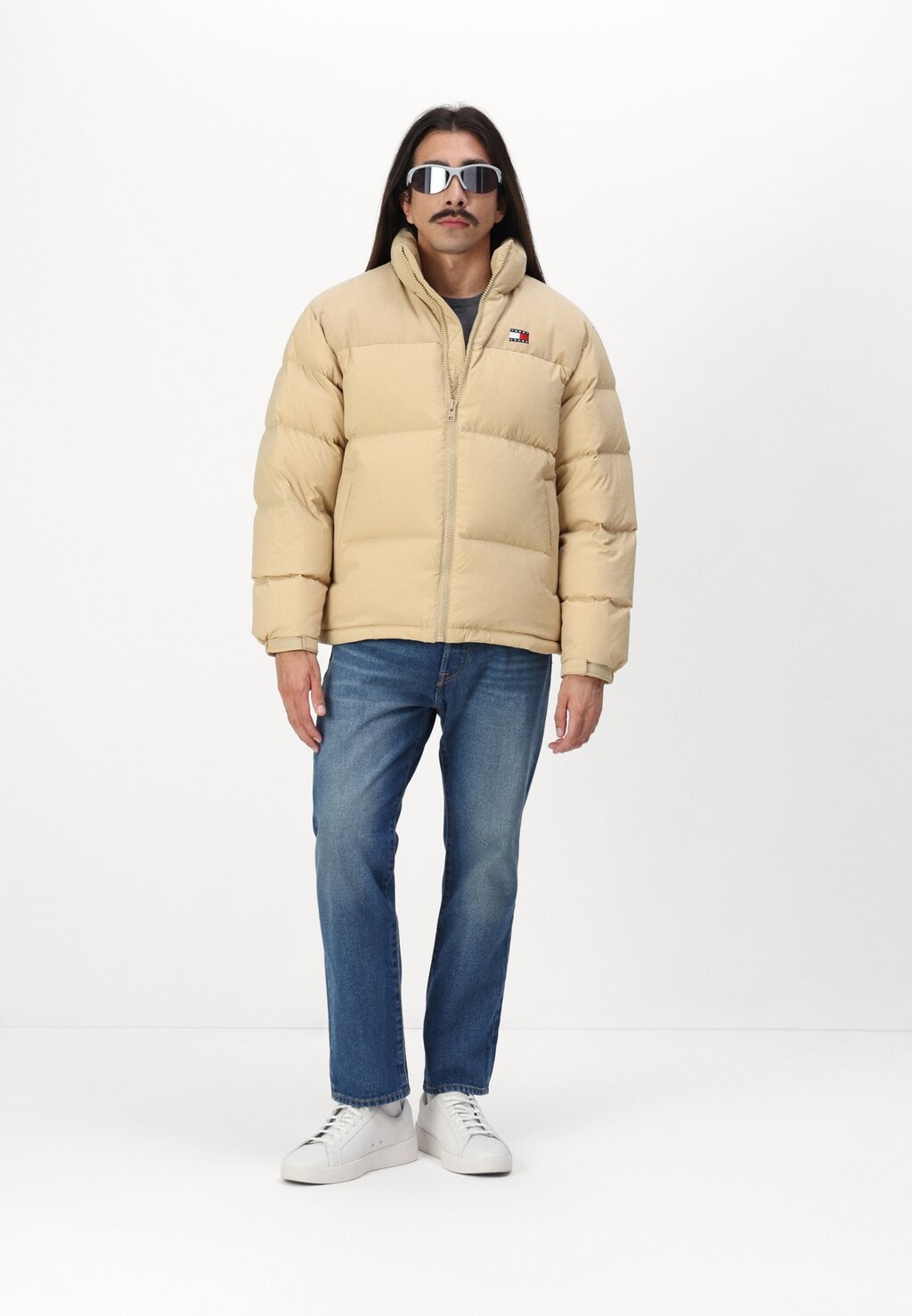 

Зимняя куртка MIX ALASKA Tommy Jeans, песочный