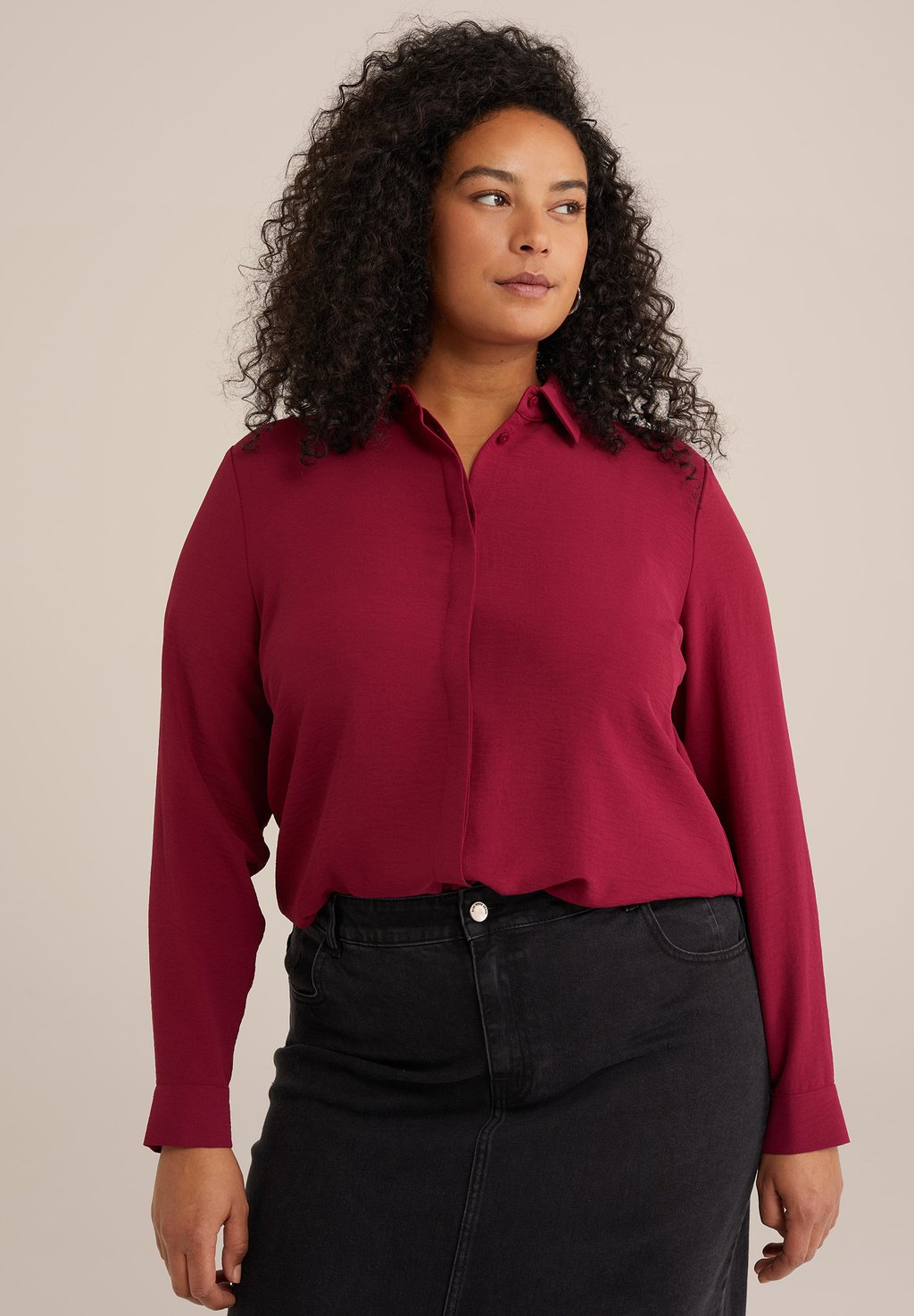 

Блузка на пуговицах CURVE WE Fashion, красный