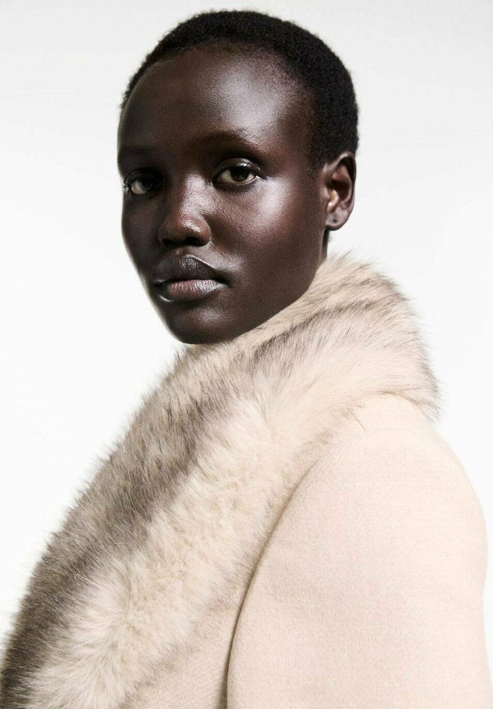 

Классическое пальто DOLCE Mango, бежевый