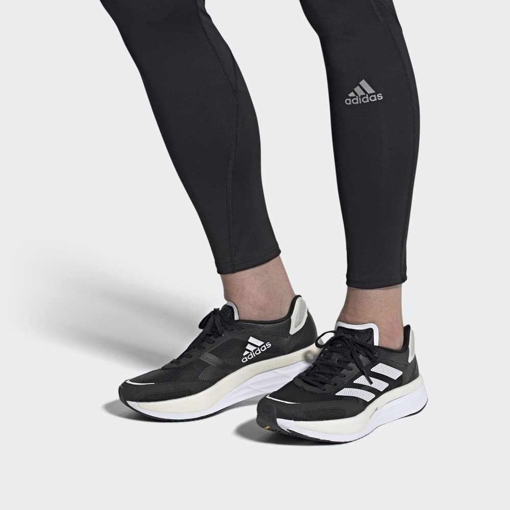 Кроссовки для бега унисекс Adidas Adizero Boston 10, белый/черный/золотой — фото 4