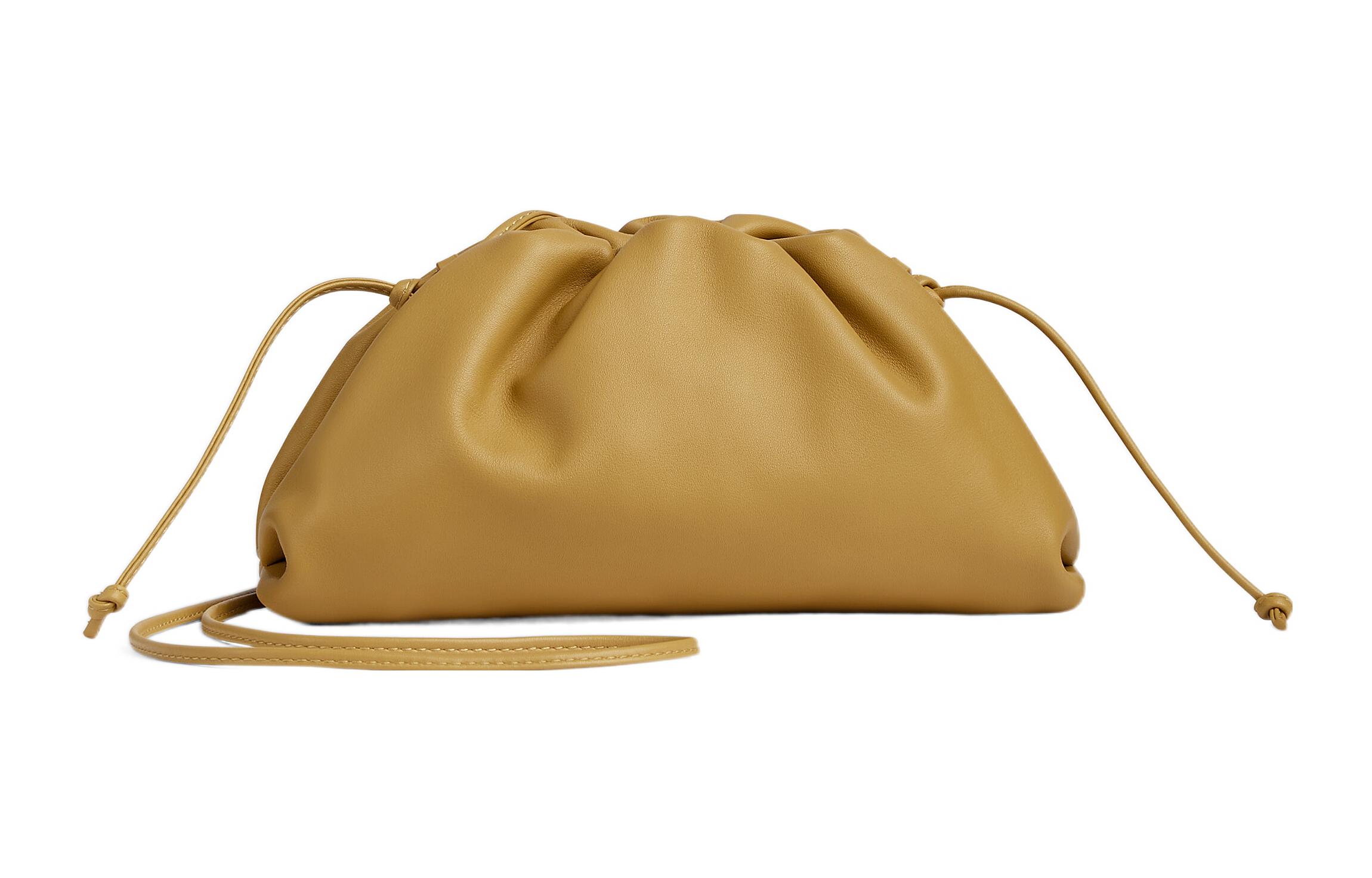 

Bottega Veneta Клатч из коровьей кожи мини облачный мешочек женский кремовый цвет леденец
