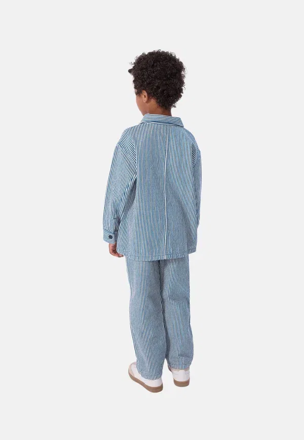 Пальто короткое в полоску Petit Bateau, цвет сумеречный маршмеллоу — фото 2