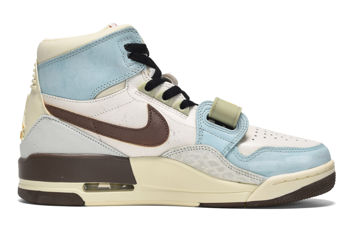 

Женские баскетбольные кроссовки Jordan Legacy 312 Vintage, Brown/Blue/Green