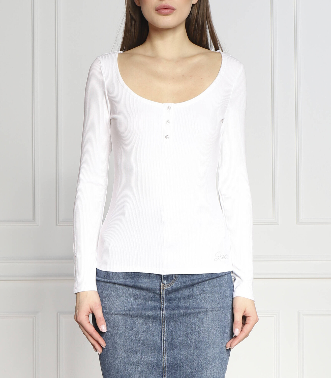 

Блуза GUESS KARLEE JEWEL Slim Fit, белый