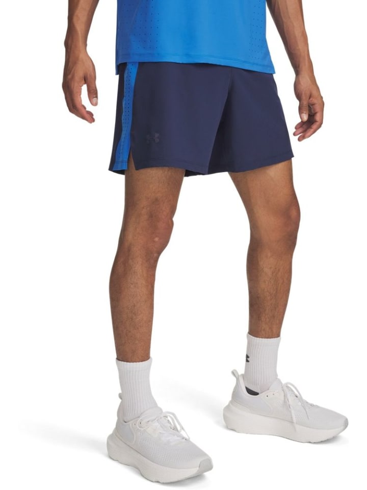 

Спортивные шорты "Launch Pro 7'' Shorts" синего цвета Under Armour
