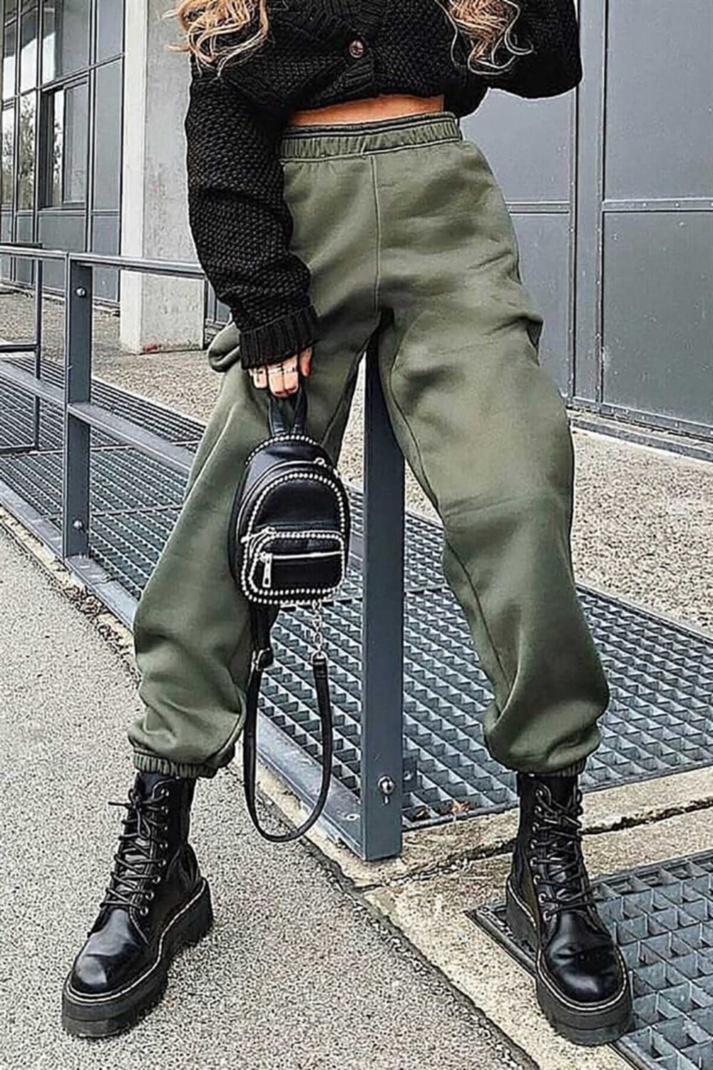 

Спортивные штаны Madmext, хаки