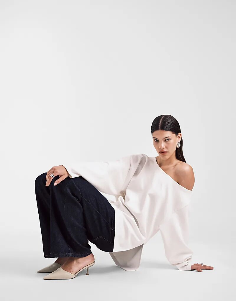 

Толстовка свободного кроя с открытыми плечами ASOS DESIGN кремового цвета