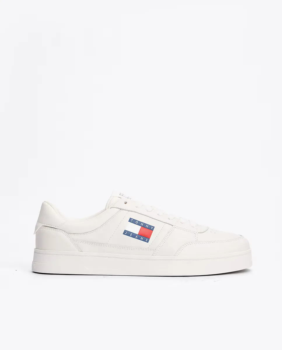 

Мужские кроссовки в баскетбольном стиле с боковым флагом от Tommy Jeans Tommy Hilfiger, белый