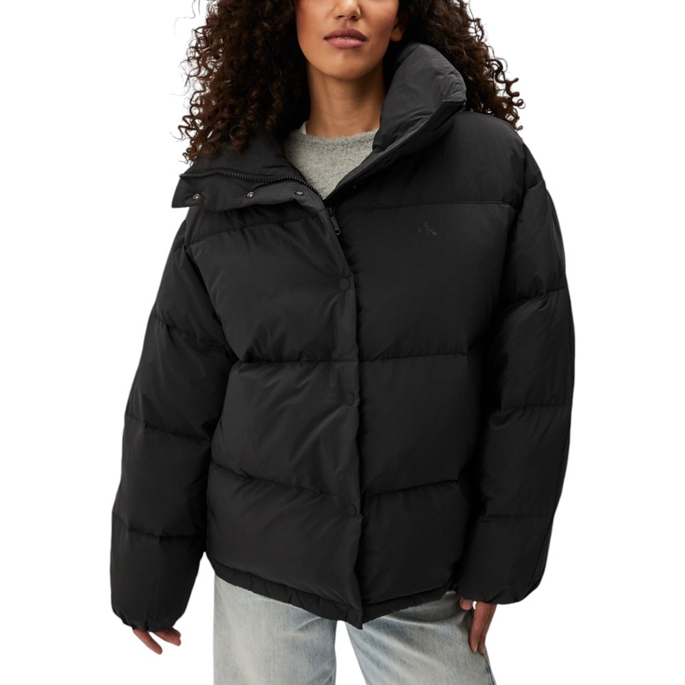 

Черные куртки и пальто из полиэстера Calvin Klein Jeans