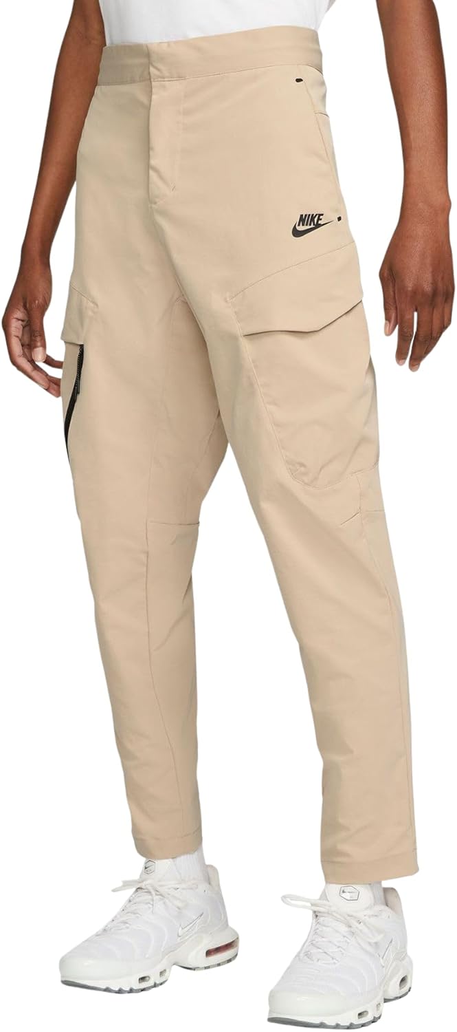 

Брюки для бега на работу Nike Sportswear Tech Essentials с подкладкой, Sanddrift / Black