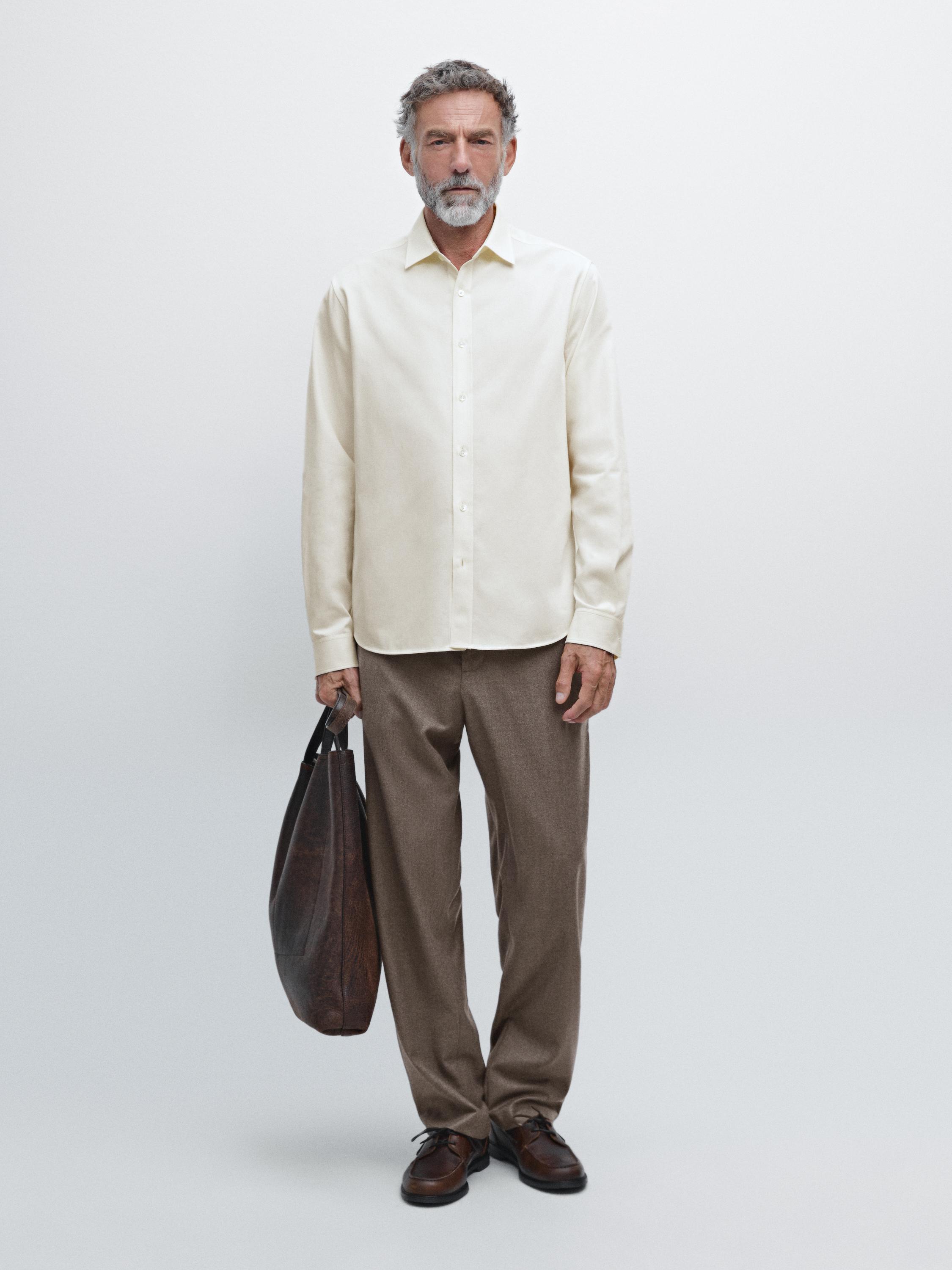 

Рубашка классического кроя из хлопковой смеси Massimo Dutti, кремовый