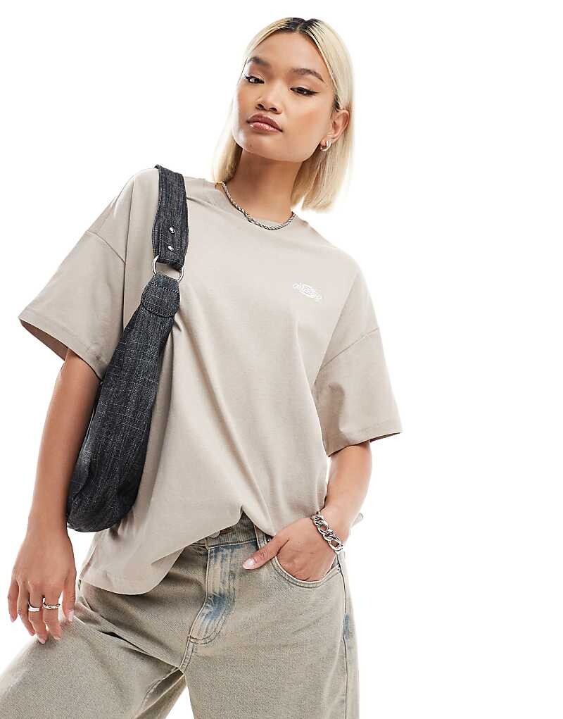 

Dickies = Summerdale = футболка песочного бежевого цвета – эксклюзивно на ASOS
