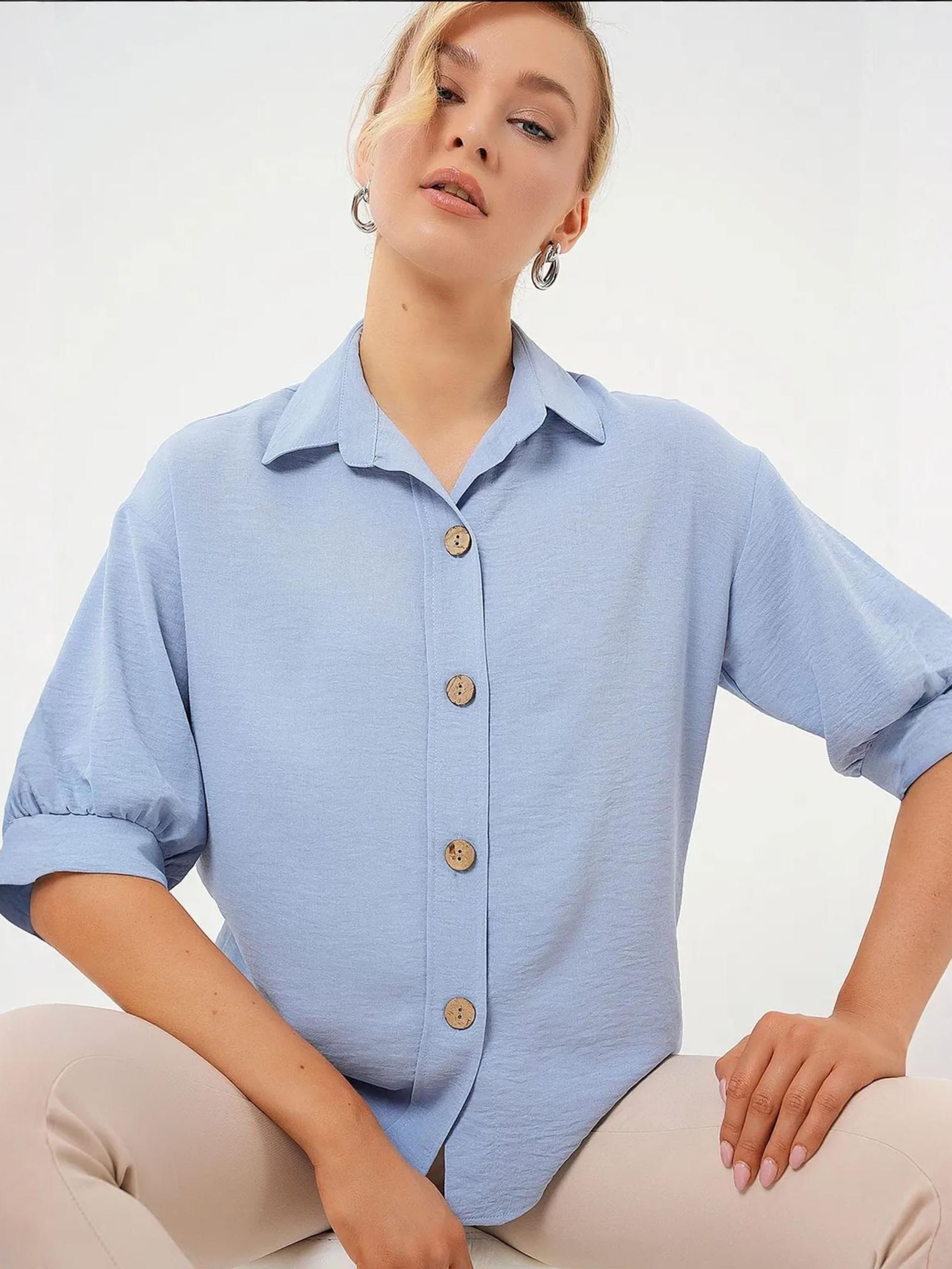 

Bigdart Блузка в светло-голубом цвете