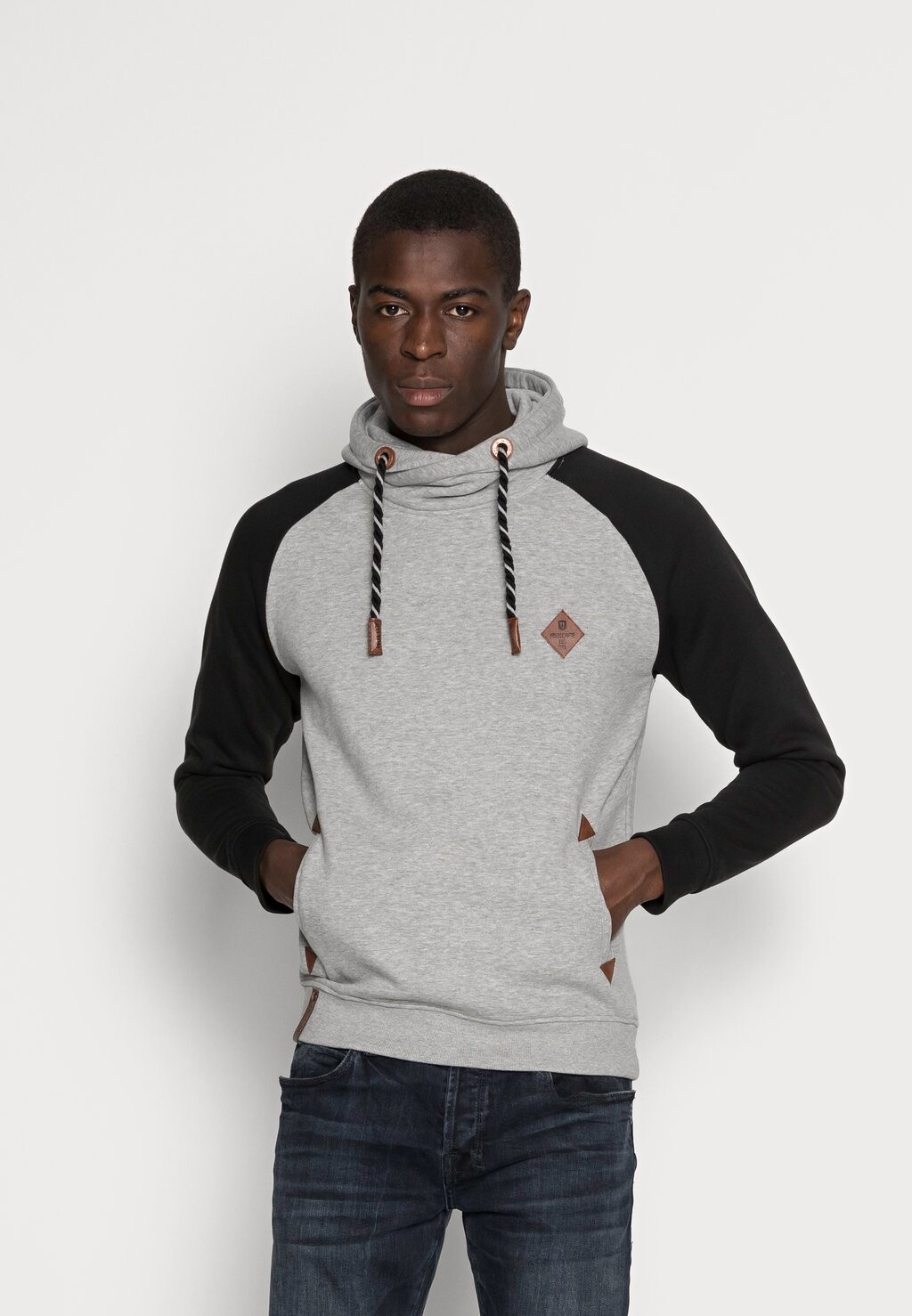 

Худи Dyott INDICODE JEANS, черный микс