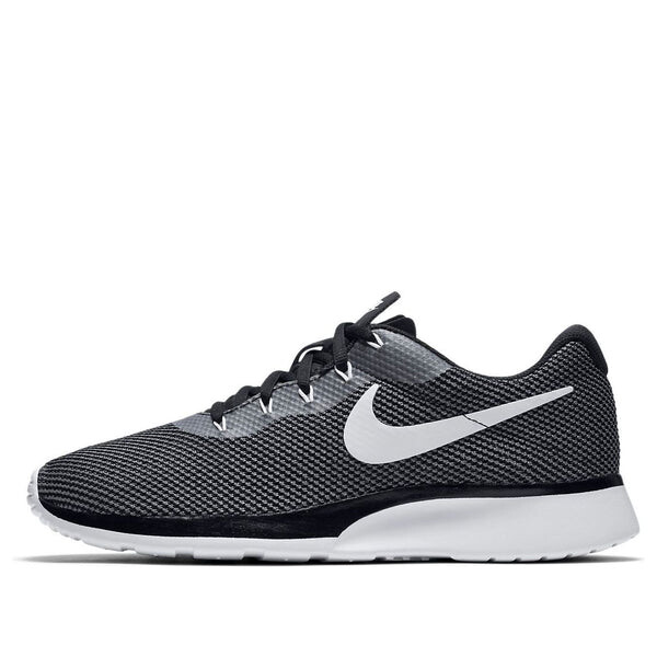 

Кроссовки tanjun racer Nike, черный