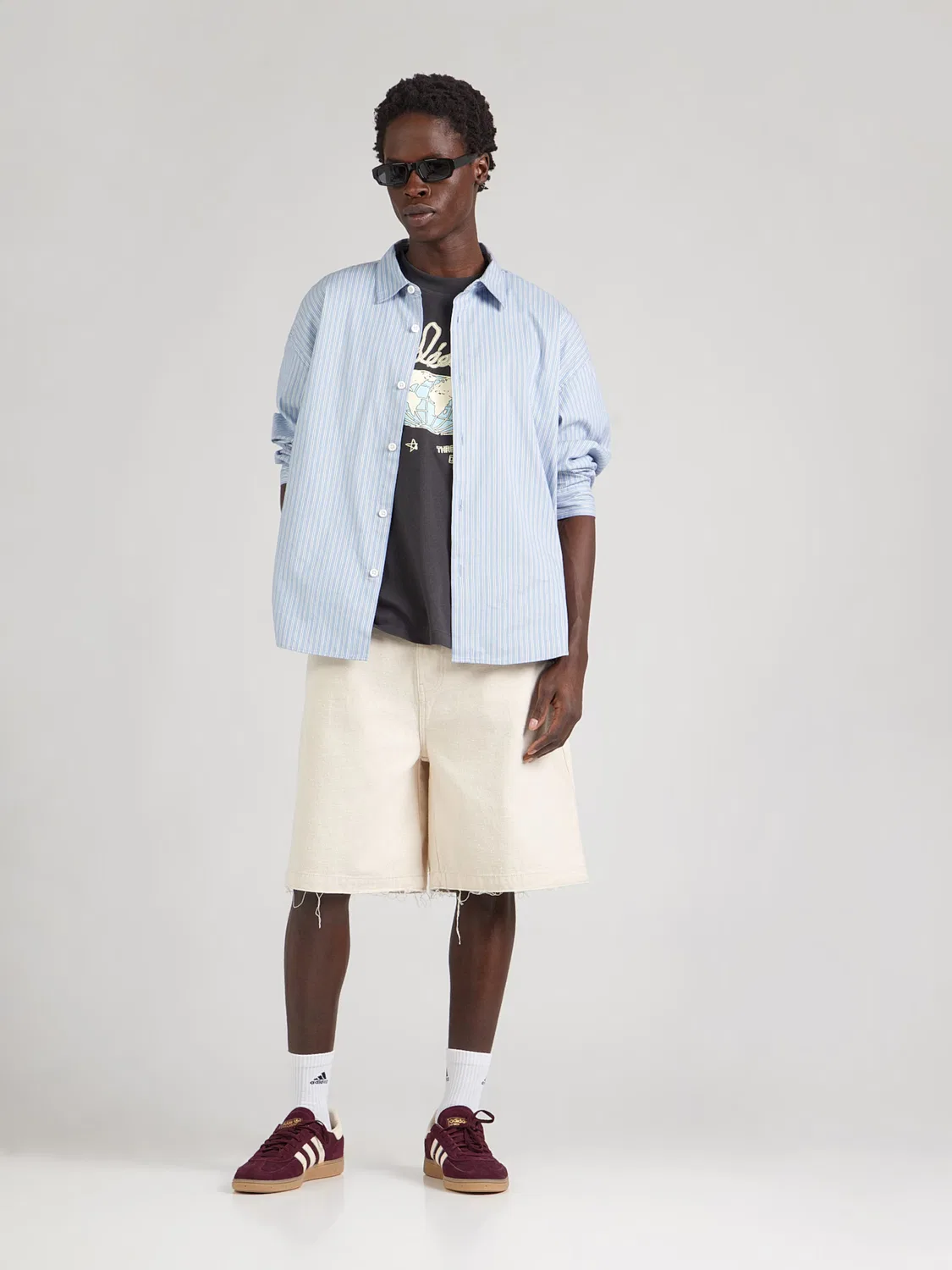 Футболка Adidas Originals ONE WORLD черного цвета — фото 4