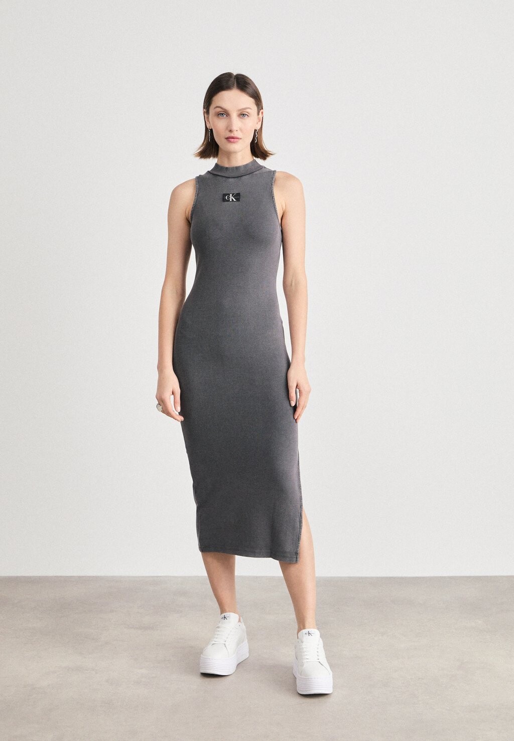 

Платье-футляр Label Long Dress Calvin Klein Jeans, цвет washed black