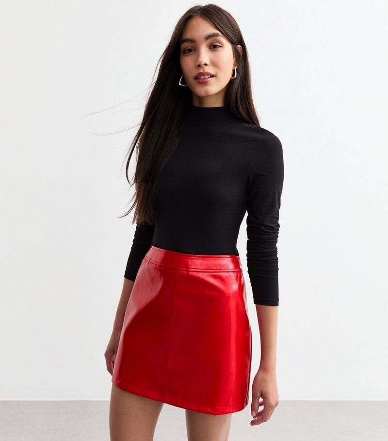 

Красная мини-юбка из искусственной кожи New Look, красный