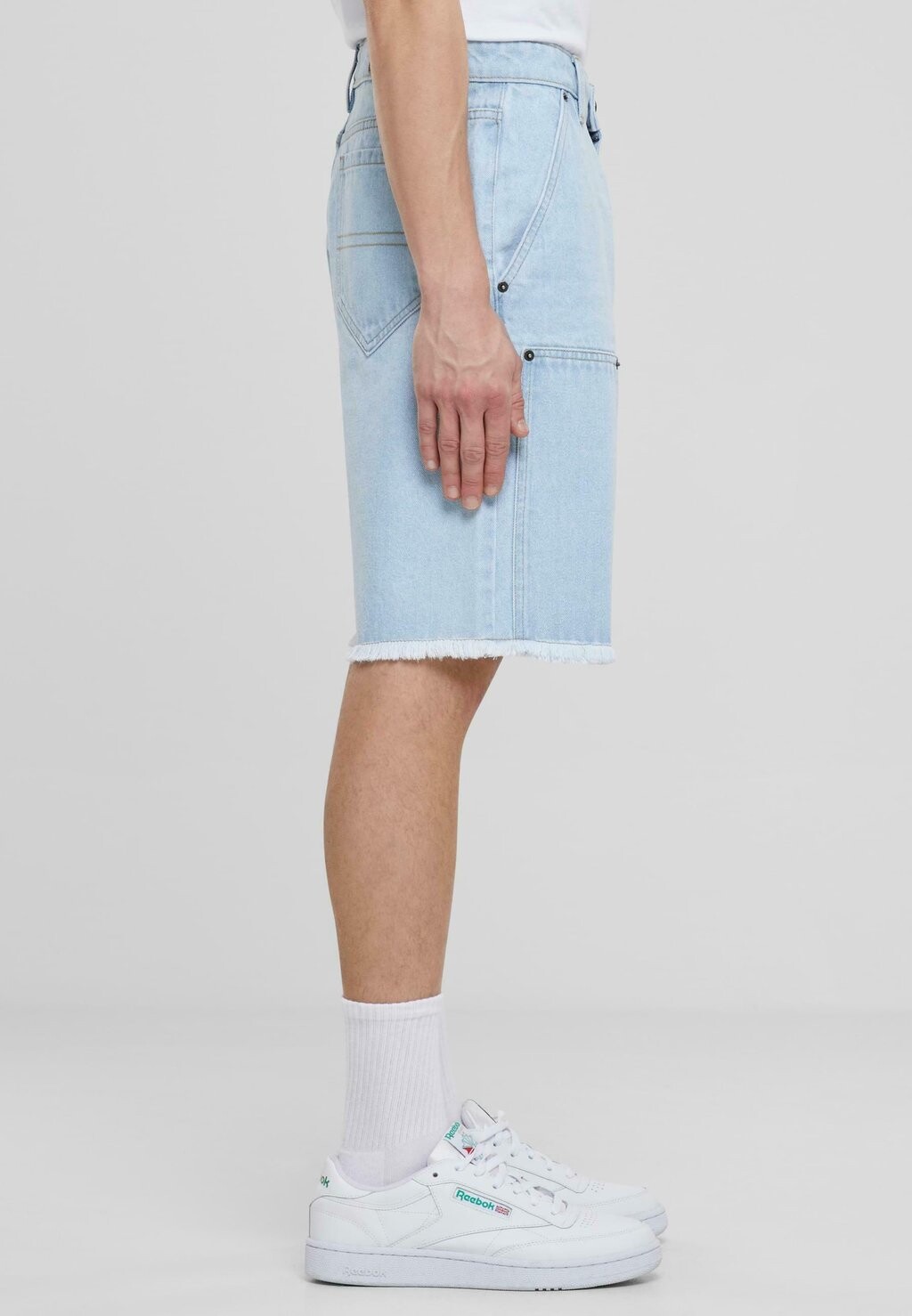 

Джинсовые шорты OPEN EDGE TWO KNEE Urban Classics, светло-голубой