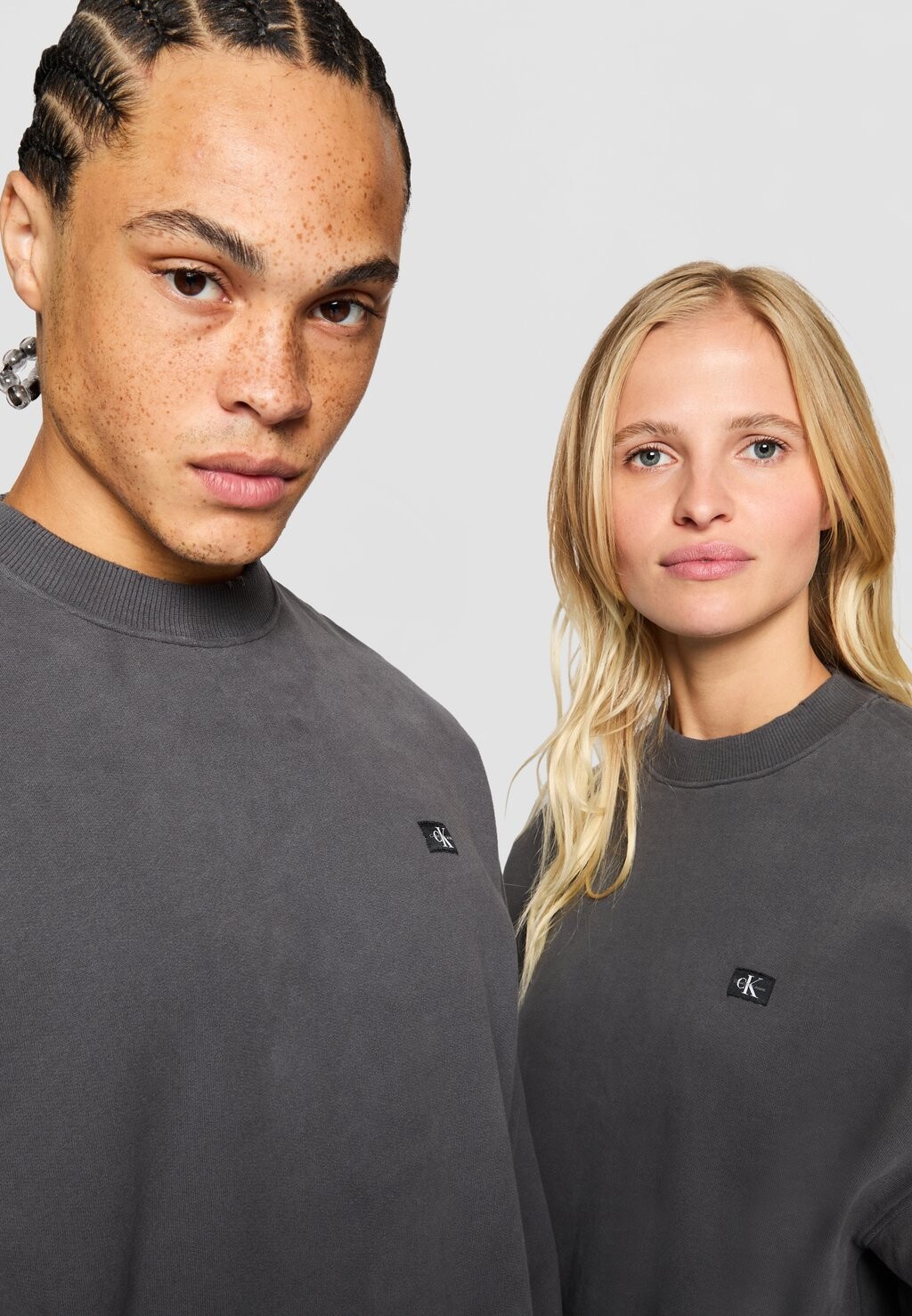 

Толстовка EXCLUSIVE LABEL BOXY CREW NECK UNISEX Calvin Klein Jeans, черный