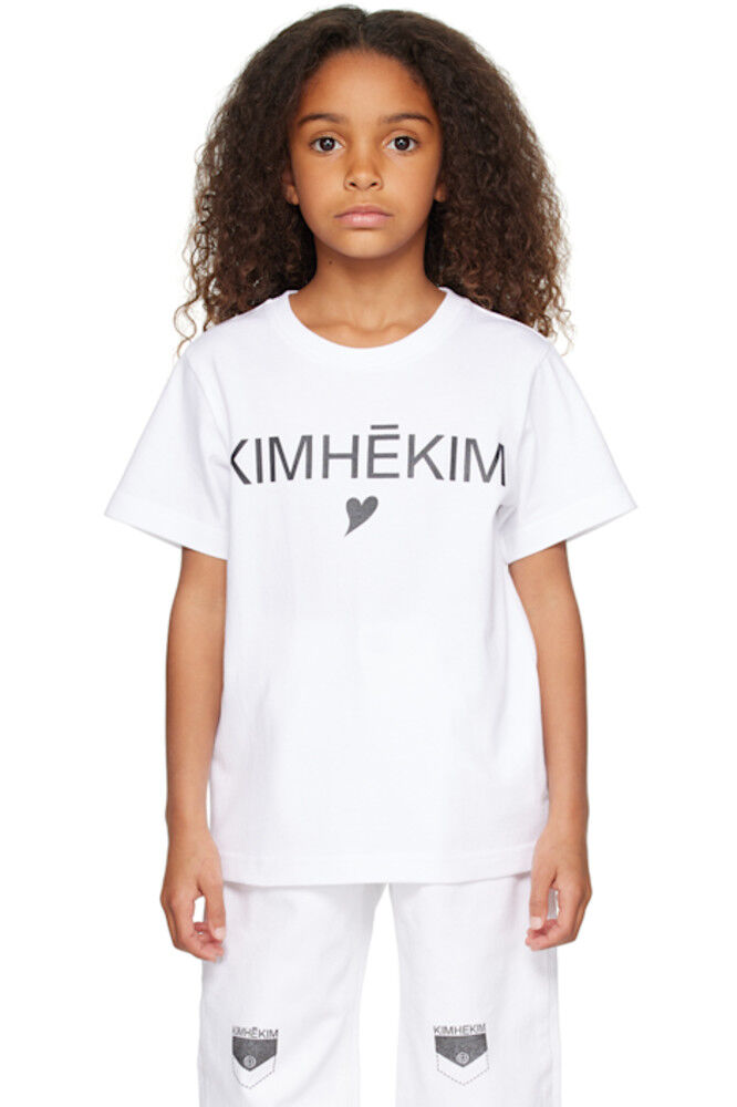 

Детская белая футболка с сердечками KIMHĒKIM